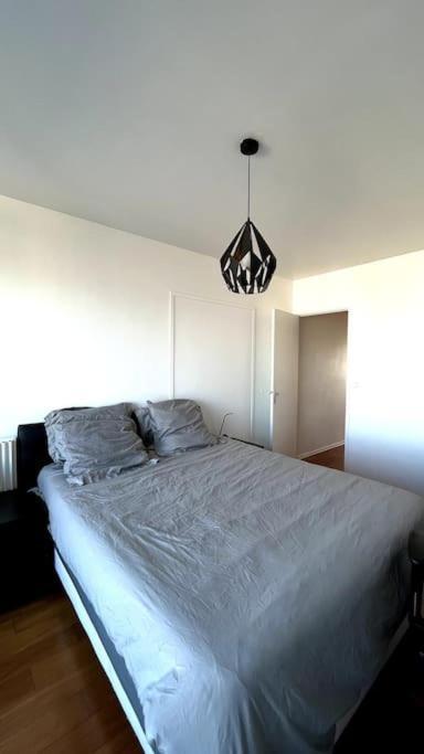 Superbe Appartement 2 Chambres Avec Vue Sur La Mer Et La Montagne Marseille Exterior photo